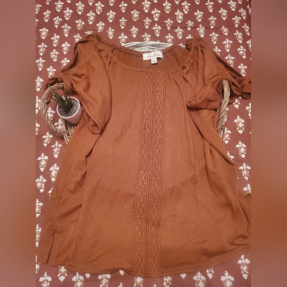 Adorable and versatile top